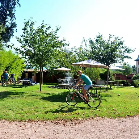 Monumento Garay Hotel