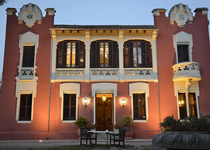 Monumento Garay Hotel Les Planes d'Hostoles