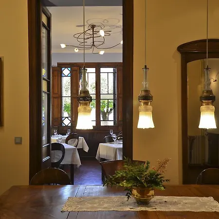 Monumento Garay Hotel